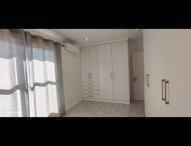 2.5 BEDROOM SEMI DETACHED FOR SALE IN KINDLEWOOD ESTATE